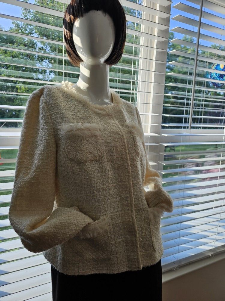 $15.00 - Women's Elegant Blazer, ALFANI BRAND! Size (10)/Ivory Tweed With Sparkling Details/Snap Buttons - Like New Condition!