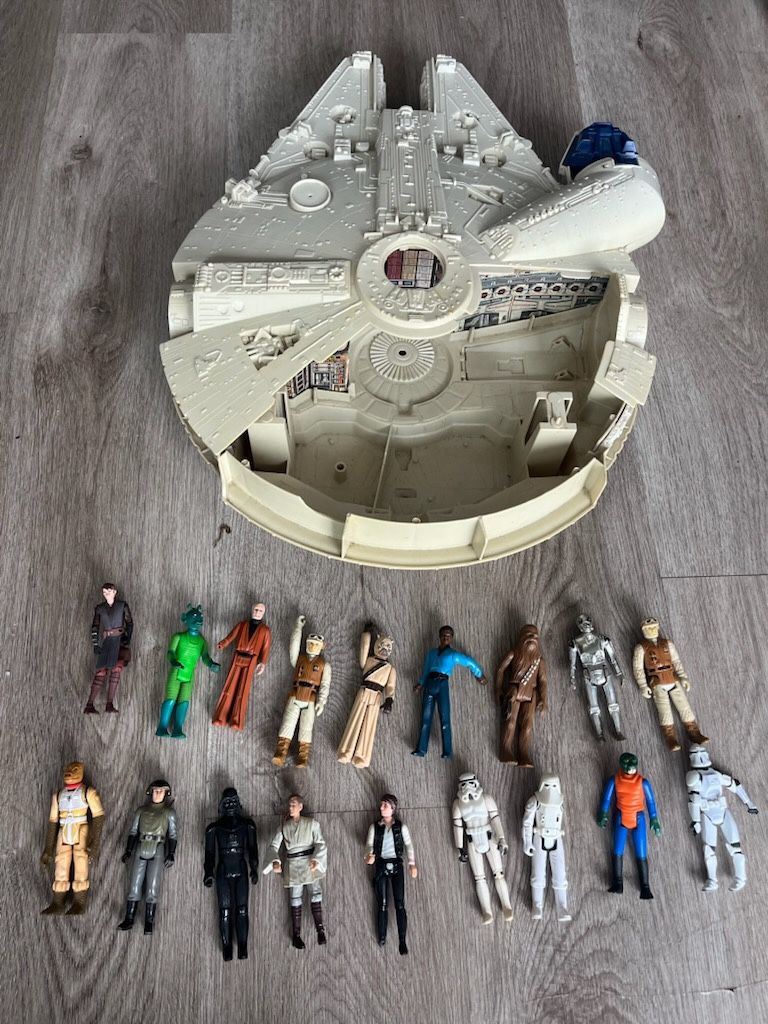 Star Wars Figures 1977 (Except 3)