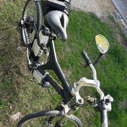 E-bike from OB bikes 2 Batteries 2 Chargers $140