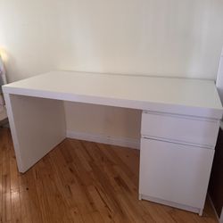 White Desk