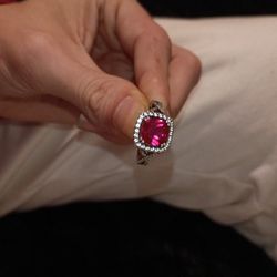 Ruby Ring 