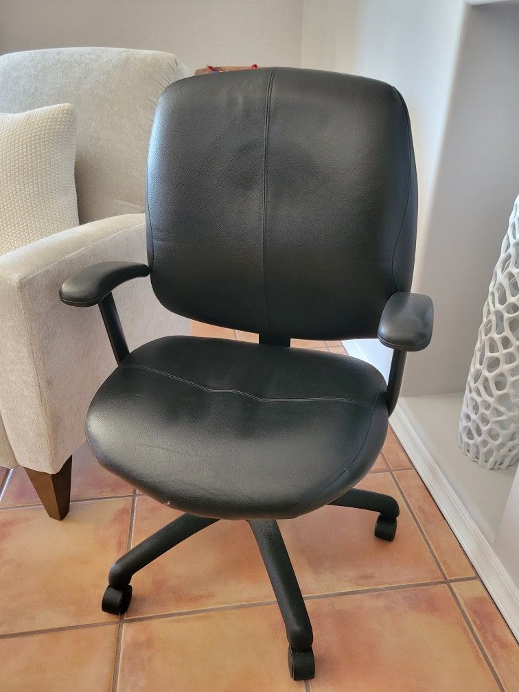 Office Chair. Kids Chair.