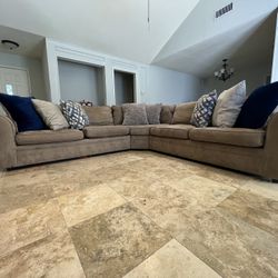 Large Beautiful Pottery Barn Sectional