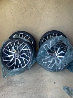 22 Inch rims and tires