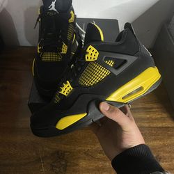 Yellow Thunder 4s