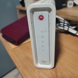 Motorola Surfboard Docsis 3.0 Cable Modem 300 Mpbs