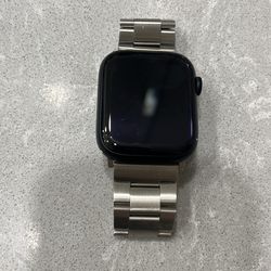 Apple Watch Series 7