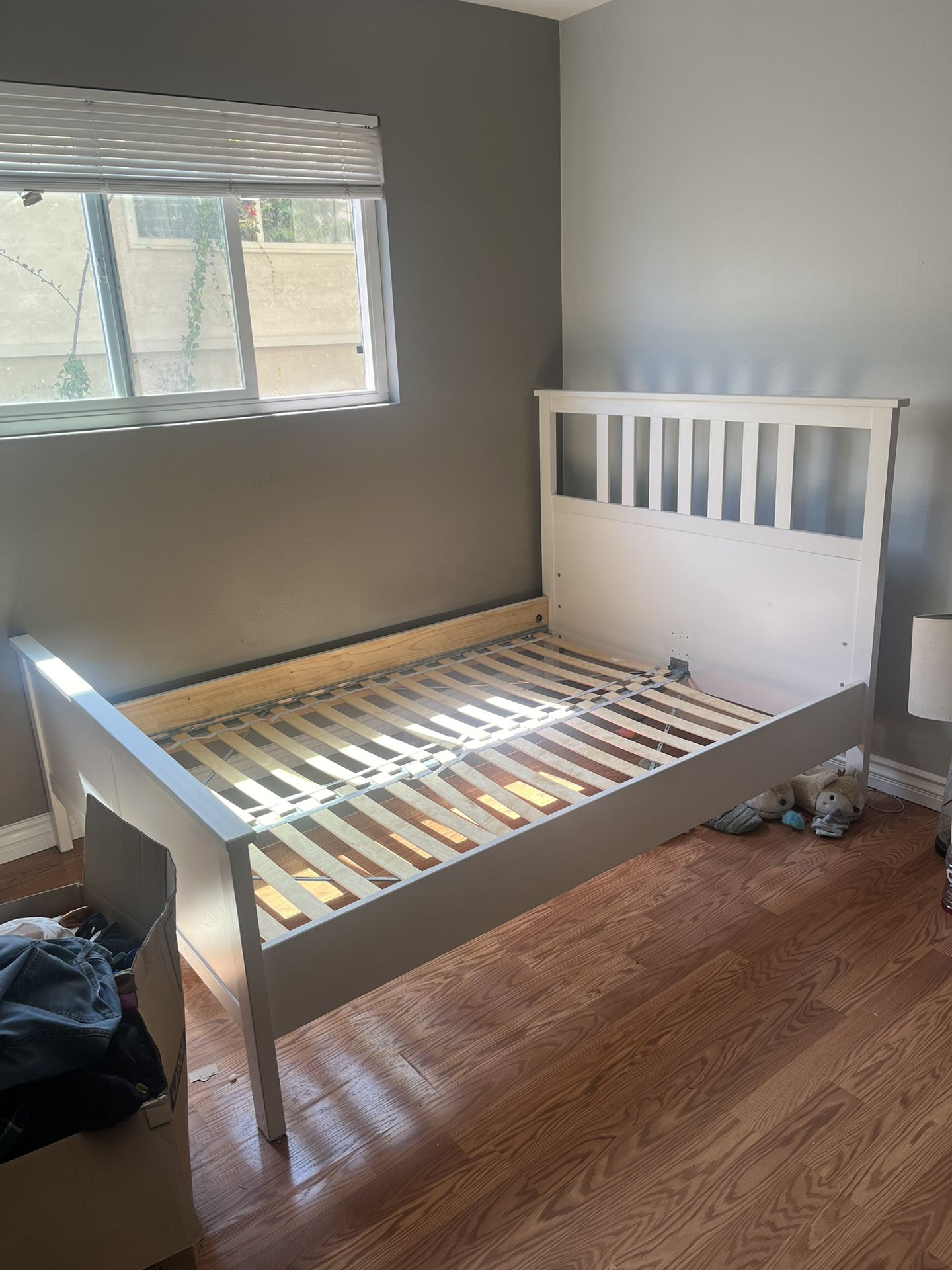 White Bed Frame (Full)
