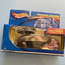 HOT WHEELS TREASURE HUNT PAVEMENT POUNDERS WITH MATCHING CAR LIMITED EDITION