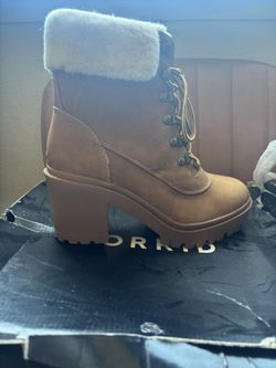 Brand New Torrid Fur Cuff Hiker Boots – Women’s Size 9 – $45 OBO
