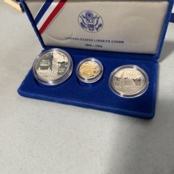 1986 United States Liberty 3 Coin Set Gold and Silver.