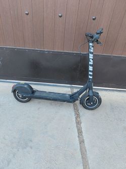 For parts electric scooter needs battery