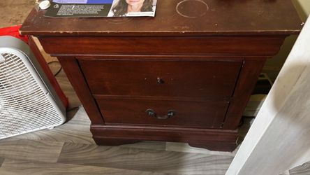 Free night dresser
