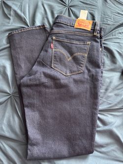 Women’s Levi’s size 30
