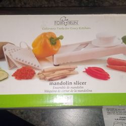 Fox Run Mandolin Food Slicer Brand New (Box a little bent up)$7 Pick up McKinney