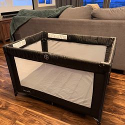 Dream On Me Portable Crib