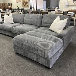 Grey Sectional With Chaise 