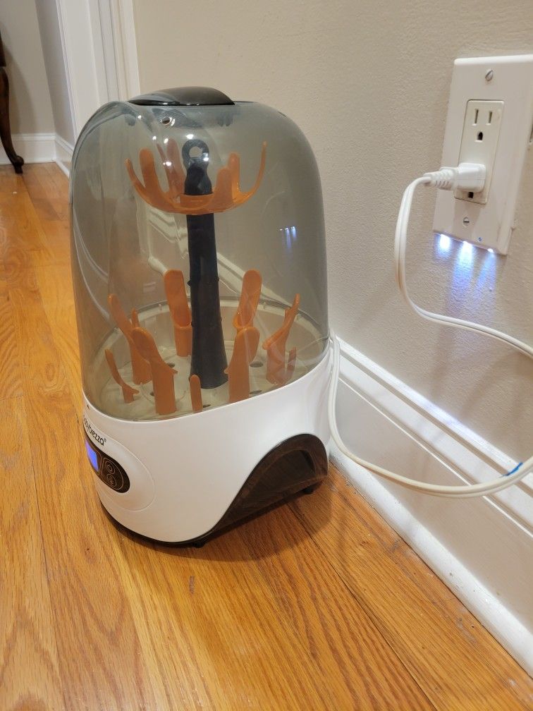 Baby Breeza Bottle Steralizer and Dryer