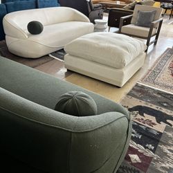 2 Sofa 1 Chair 1 Coffee table Living Room Set 