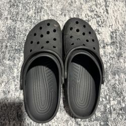 Black Crocs – Size 10/12