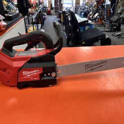 Milwaukee 2826-20 14in. Top Handle Chainsaw TOOL ONLY