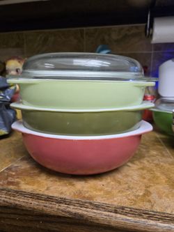 PYREX 024 BOWLS PRICE IS FOR EACH