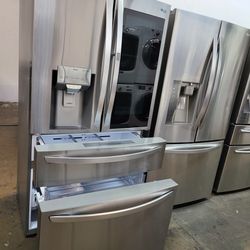 ♨️♨️LG REFRIGERATOR STAINLEES STEEL WITH SHOSE CASE DOUBLE ICE MARKER LIKE NEW 👍 