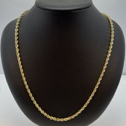 10K GOLD ROPE CHAIN. NEW.
