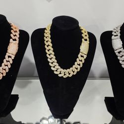 29 mm 22 y 24 Inch Cubana Endiamantada Baguette Enchapada en Plata S925,Oro Rosa 14k y Oro 14k 