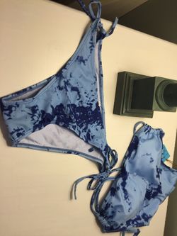 NEW Women’s bathing suit