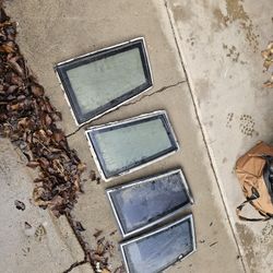 Buick Regal Quarter Windows 