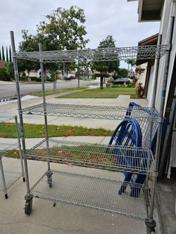 Uline metro Metal shelf with wheels