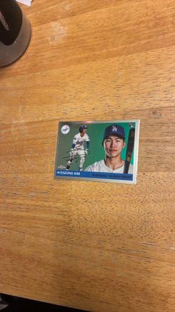 HYESEONG KIM baseball autograph card
