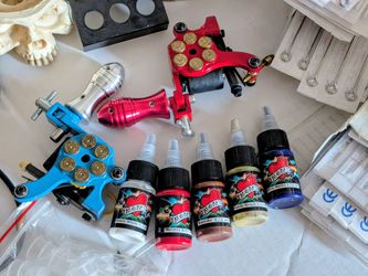 Solong Tattoo Gun Machine beginner kit (2 tattoo guns and expired supplies)