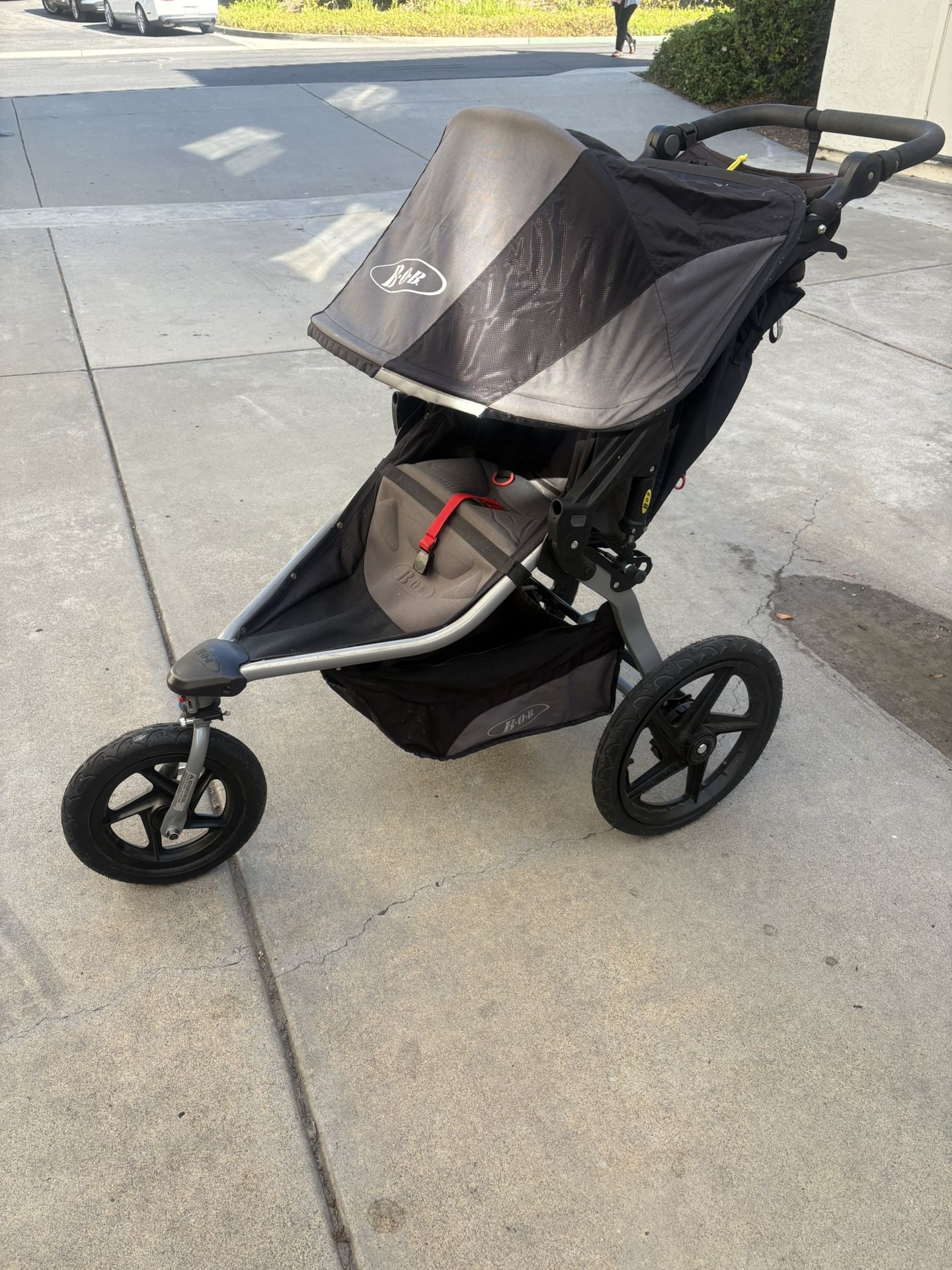 Bob Stroller With Snack Tray