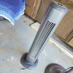 Standing Oscillating Fan For Sale!