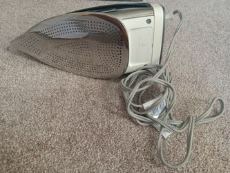 Rowenta Pro Master Stainless Steel Steam Iron, made in germany 1750 W, 400 holes