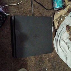 PS4 Slim With 2 Controller 