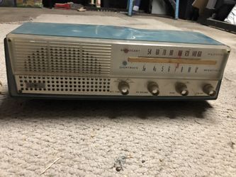 Old shortwave radio it works
