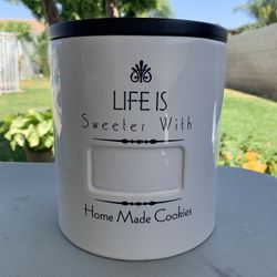 Cookie Canister 