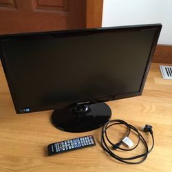 Samsung Syncmaster TV 22” Full HD LCD HDTV VGA Monitor w/ Stand Remote *FOR PARTS OR REPAIR*