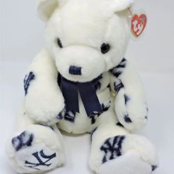 TY Beanie Babies Limited Edition New York Yankees White Bear Buddies