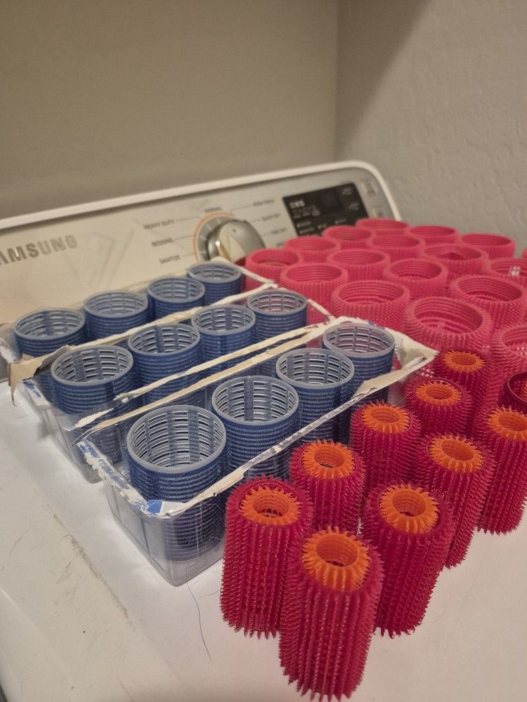 Different Sizes Self Grip Hair Rollers With Pins