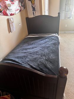 Free twin bed
