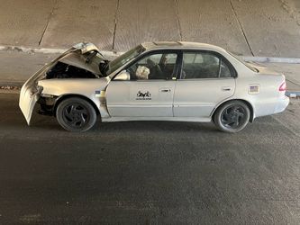 1999 Toyota Corolla