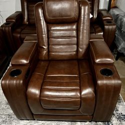 Brand New Leather Power Recliner/ Massage / Heater . Easy Financing 