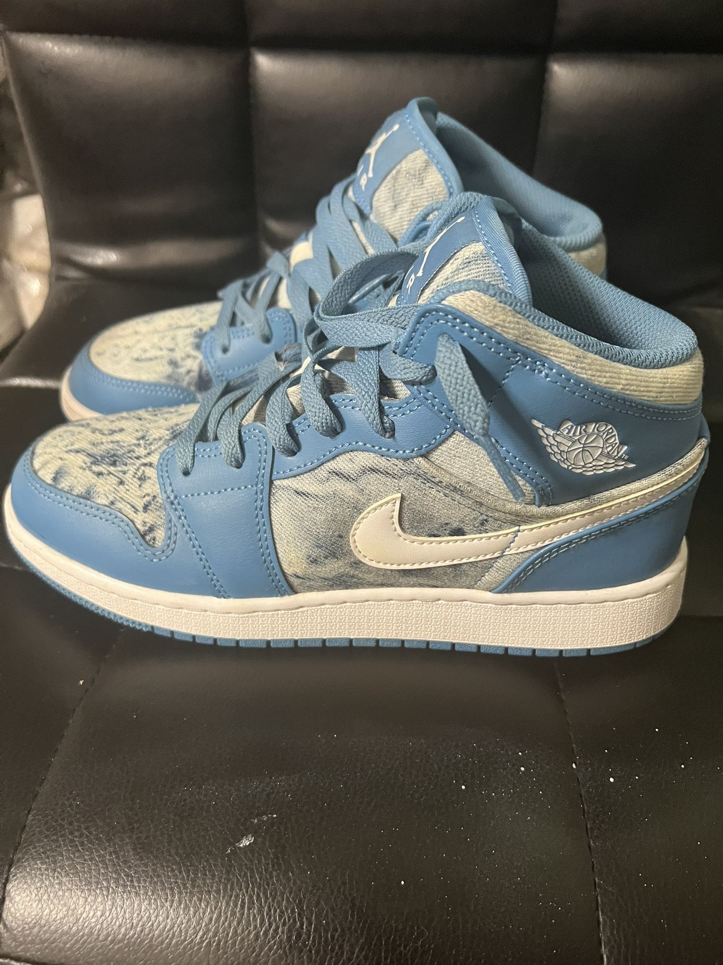 Jordan 1 Mid Washed Denim Size 6y For Sale