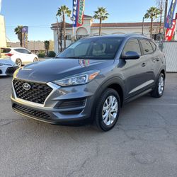 Hyundai Tucson value sport  2.0 L 