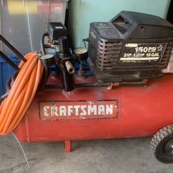 CRAFTSMAN AIR COMPRESSOR 150 PSI / 15 GL / 3  HP