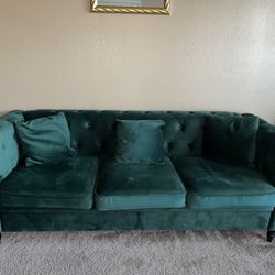 Deep Green Chesterfield Sofa/Couch